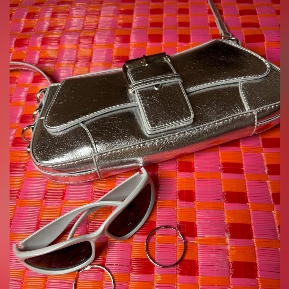 Techno Y2K Bag - Picture 3 of 12